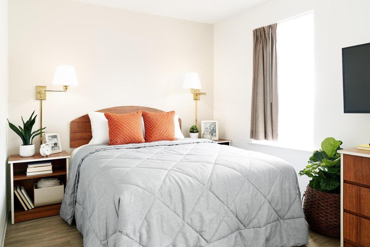 Intown Suites Extended Stay Lewisville Tx Valley View Dr Εξωτερικό φωτογραφία